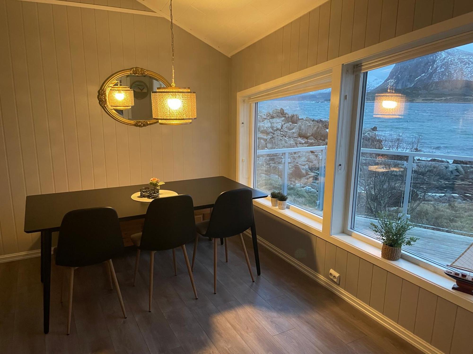 Hytte Ved Sjoen Napp Exterior foto